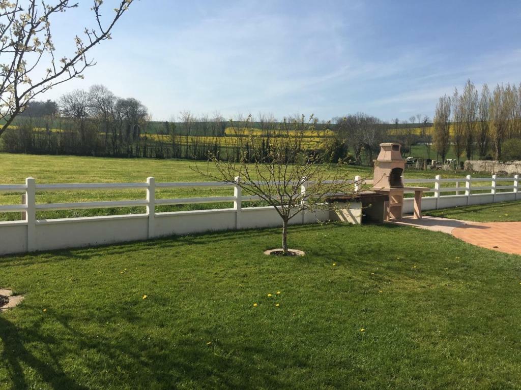 B&B De Saint Come De Fresne Exterior photo